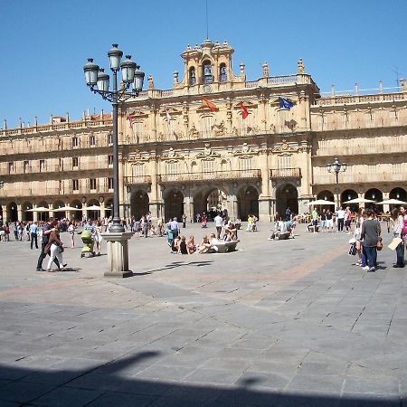 Pension Virginia By Vivere Stays Salamanca Esterno foto
